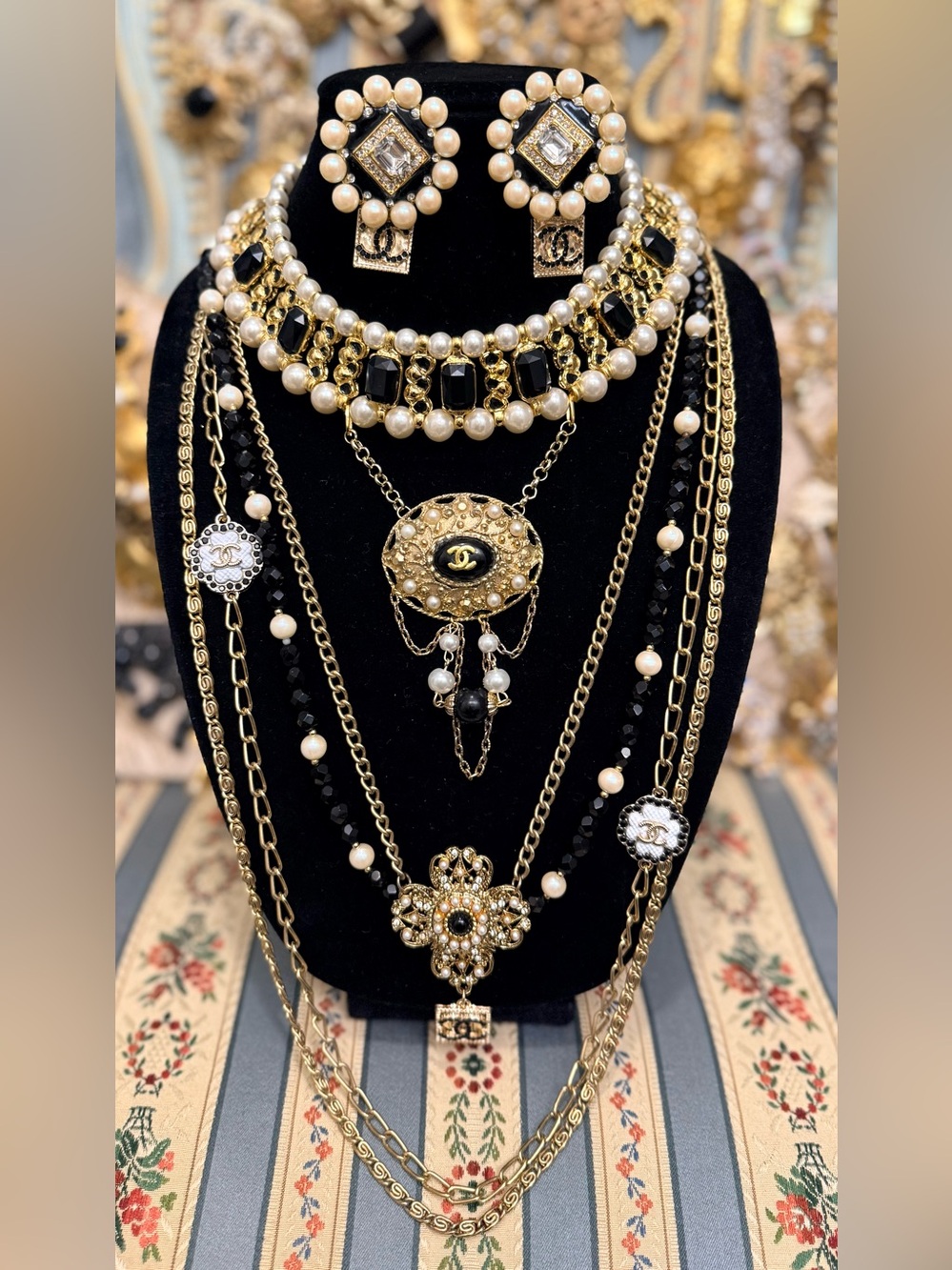 Luxury Gold, Black & Pearl Statement Necklace Set